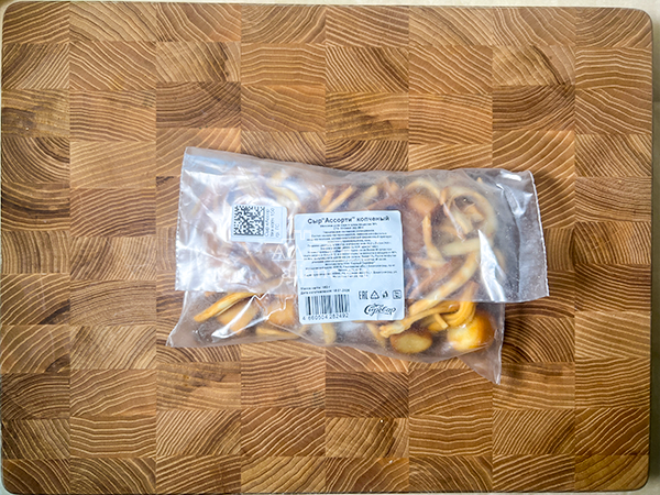 Сыр 150 гр ГОРНЫЙ СЫРОВАР (Ассорти копчёный) в Саратове