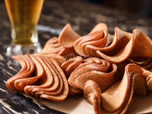 Ведро Ржаные гренки со вкусом холодца и хрена: Ресторанные гренки со вкусом стейка