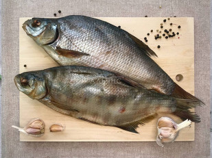 Кета (паутинка): Лещ цимлянский вяленый